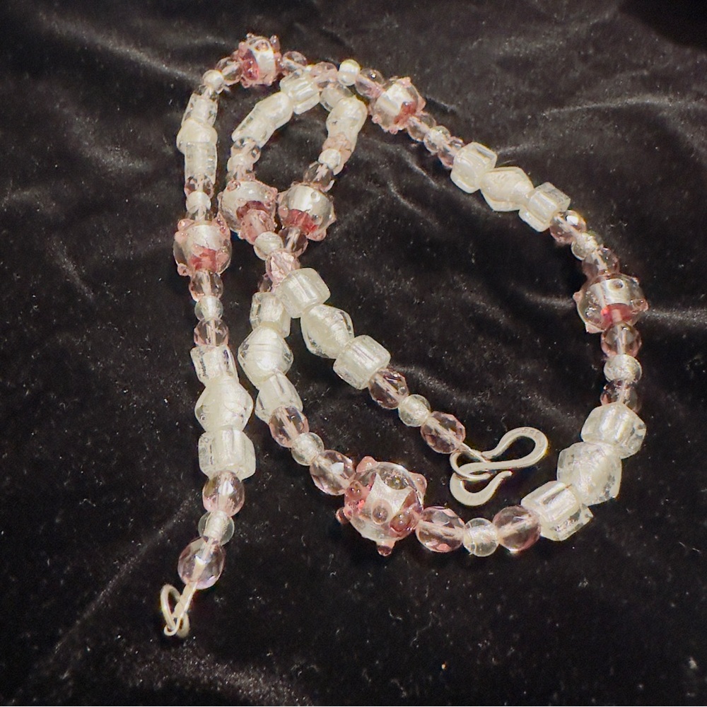 JBB Joshua Ben Bassat Signed Glass Bead Necklace, 21" L Purple & Pearl Colors - Picture 7 of 7